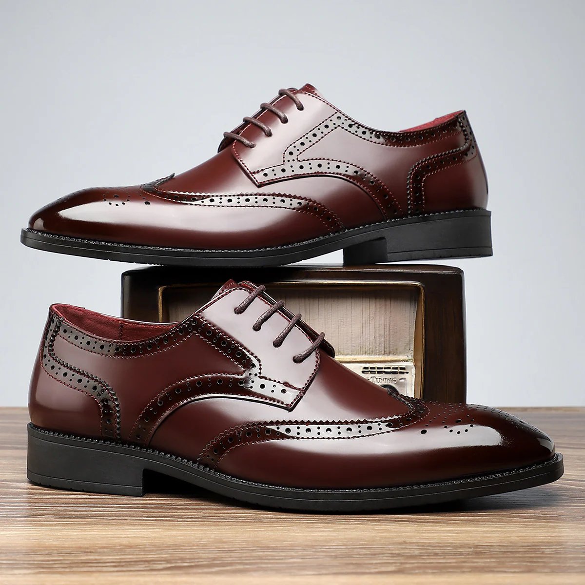 Leo™ | Premium Leather Brogue Oxford Dress Shoes