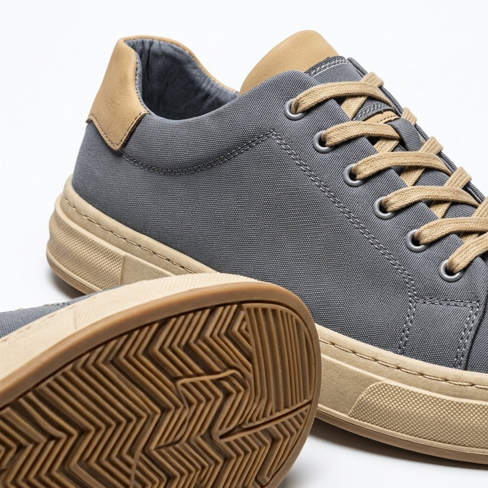 Bradford™ | Lightweight Canvas Low-Top Trainers