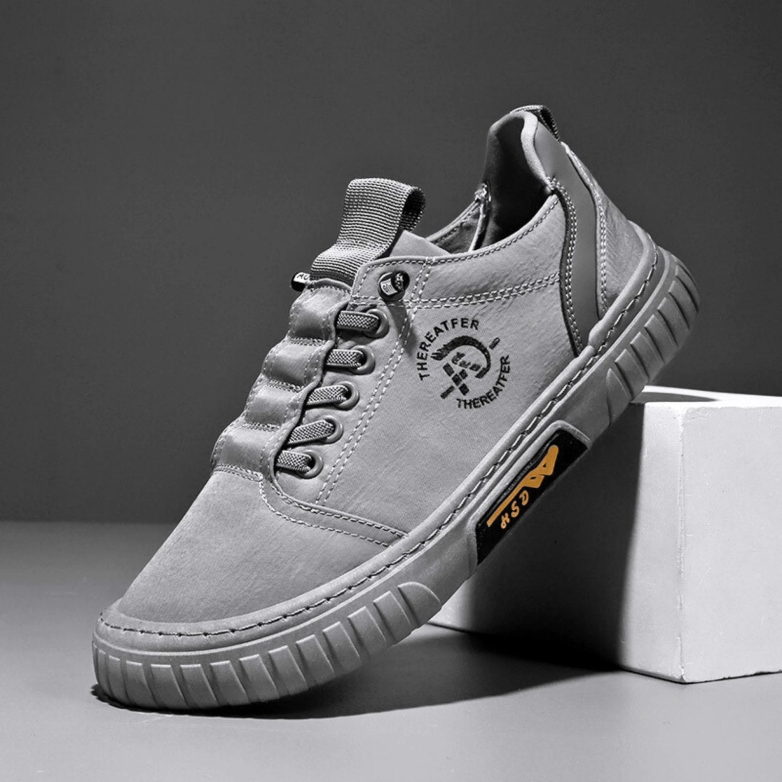 Raymond™ | Casual Lightweight Sneakers with Rubber Sole