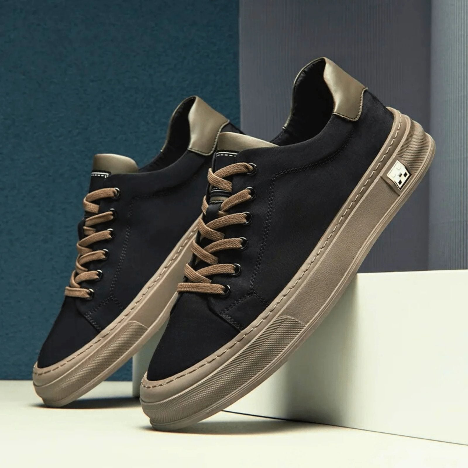 Bradford™ | Lightweight Canvas Low-Top Trainers