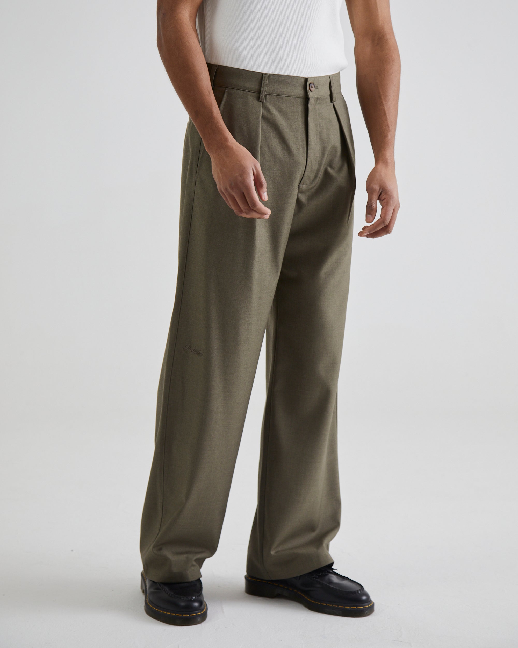 Agilbert® | THE IBRON PLEATED PANTS