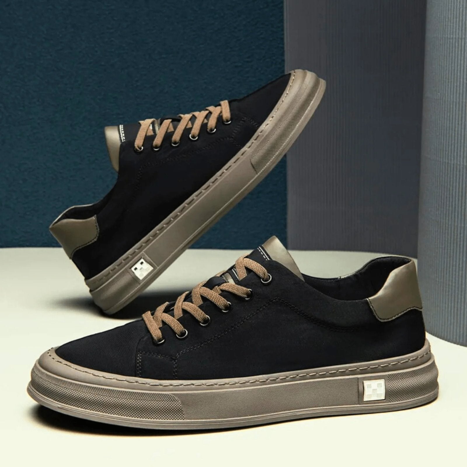 Bradford™ | Lightweight Canvas Low-Top Trainers
